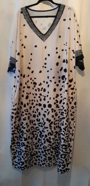 Robe caftan fluide imprimé dalmatien noir et blanc - Taille 5XL